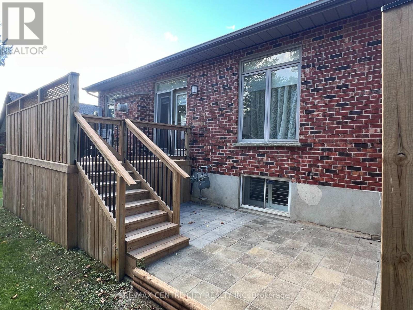 7 - 400 Ambleside Drive, London North, Ontario  N6G 4Y7 - Photo 4 - X14013542