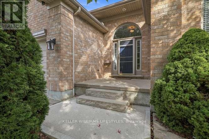 1000 Adirondack Road, London South, Ontario  N6K 4W8 - Photo 3 - X14013644