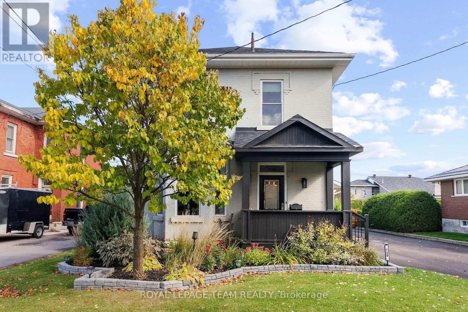 729 Raglan Street S, Renfrew, Ontario  K7V 1S3 - Photo 1 - X14013436