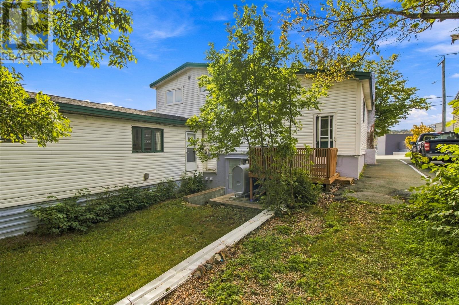 28 Thorburn Road, St Johns — photo 32
