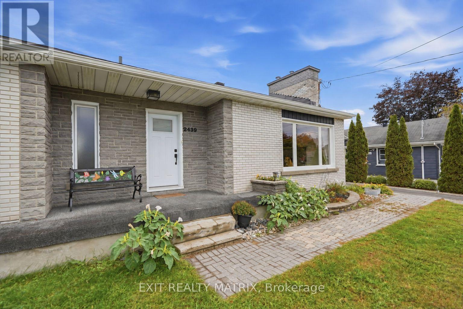 2439 Raymond Street, Clarence-Rockland, Ontario  K4K 1K3 - Photo 2 - X14010462