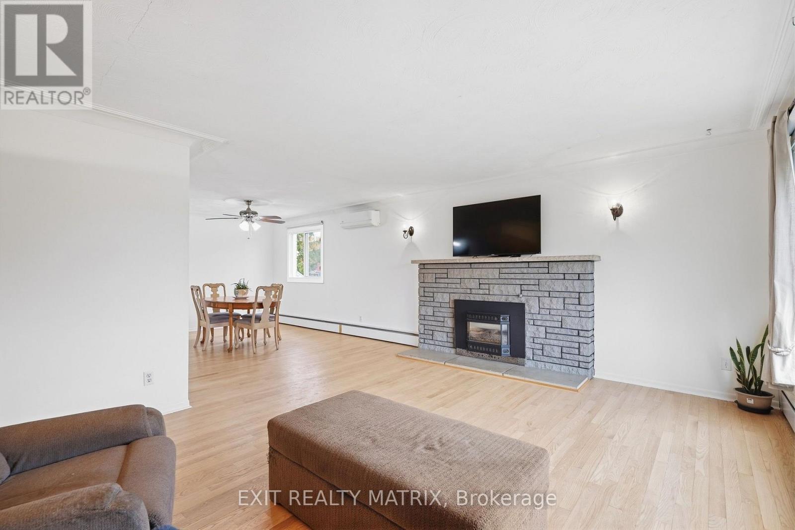 2439 Raymond Street, Clarence-Rockland, Ontario  K4K 1K3 - Photo 7 - X14010462