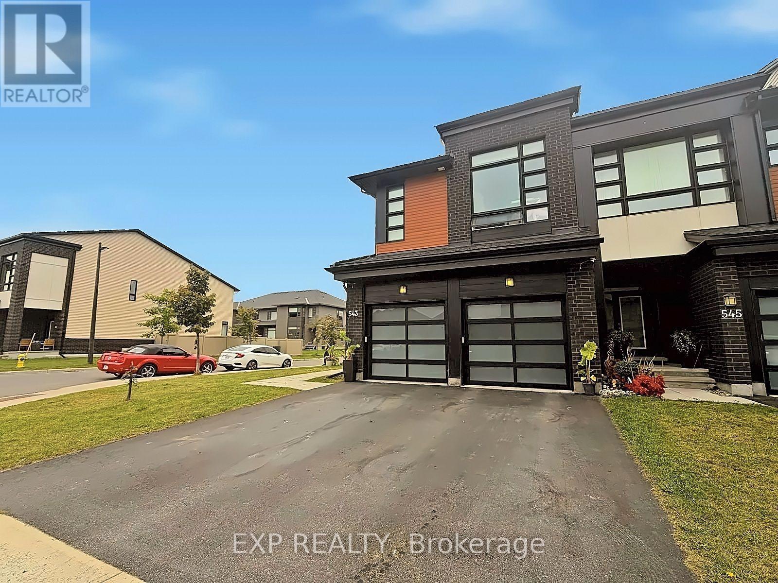543 Rathburn Lane, Ottawa, Ontario  K1T 0T3 - Photo 2 - X14012038