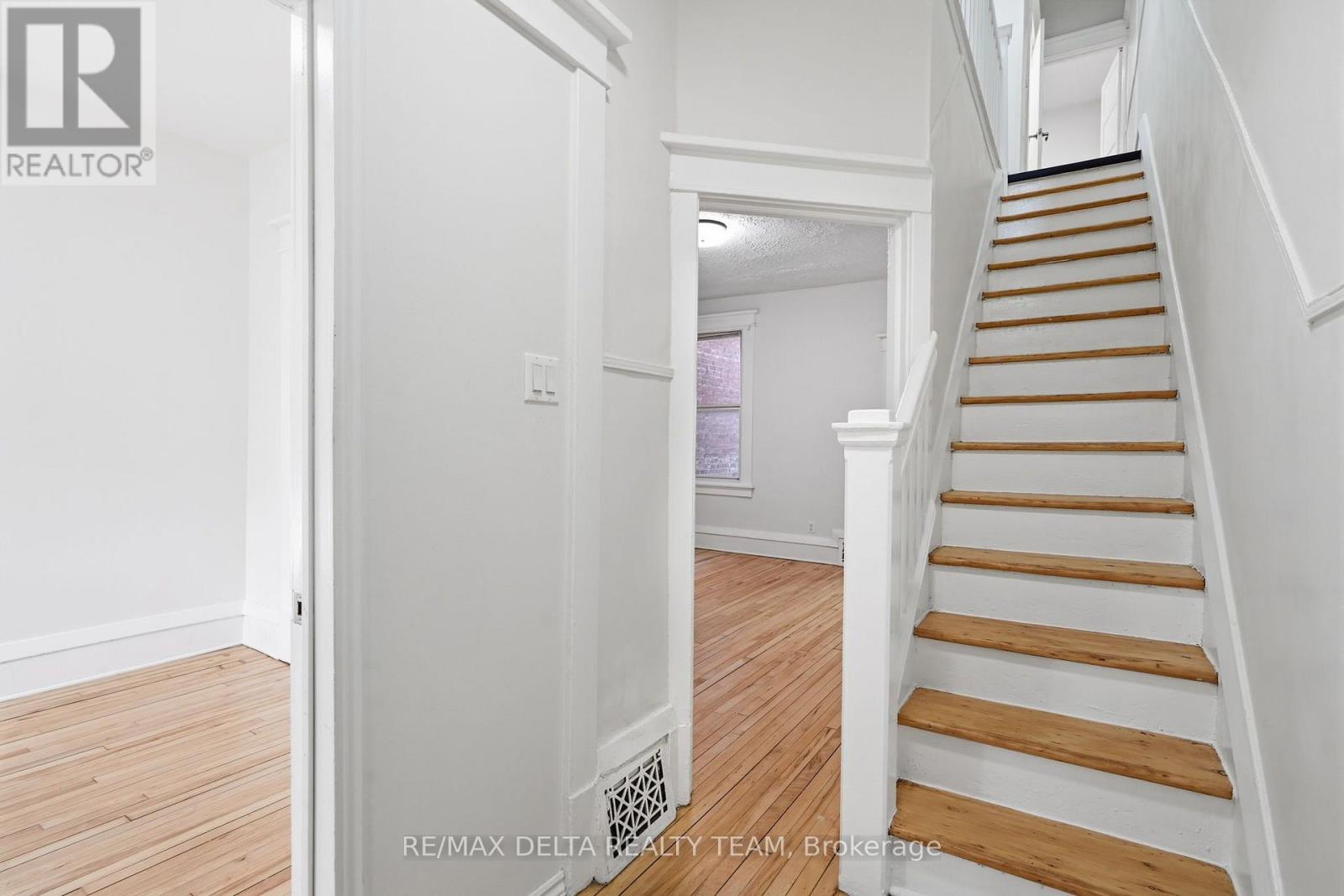 179 Goulburn Avenue, Ottawa, Ontario  K1N 8E3 - Photo 5 - X14012372