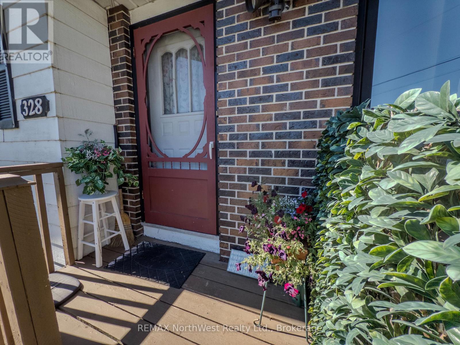 328 Ninth Avenue S, Kenora, Ontario  P9N 2J3 - Photo 3 - X14010404