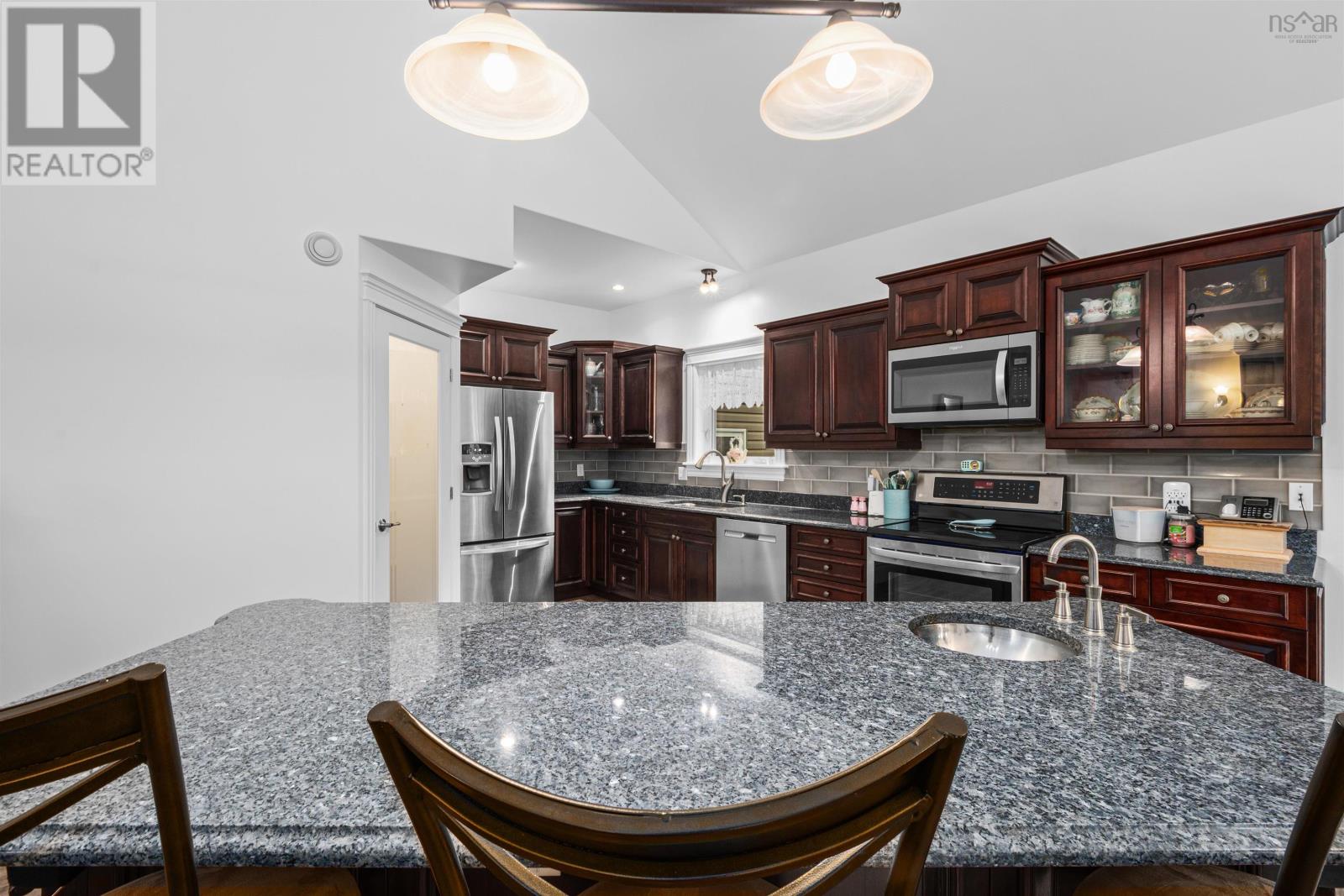 170 Magnate Court, Hammonds Plains, Nova Scotia  B4B 0B2 - Photo 9 - 202625738
