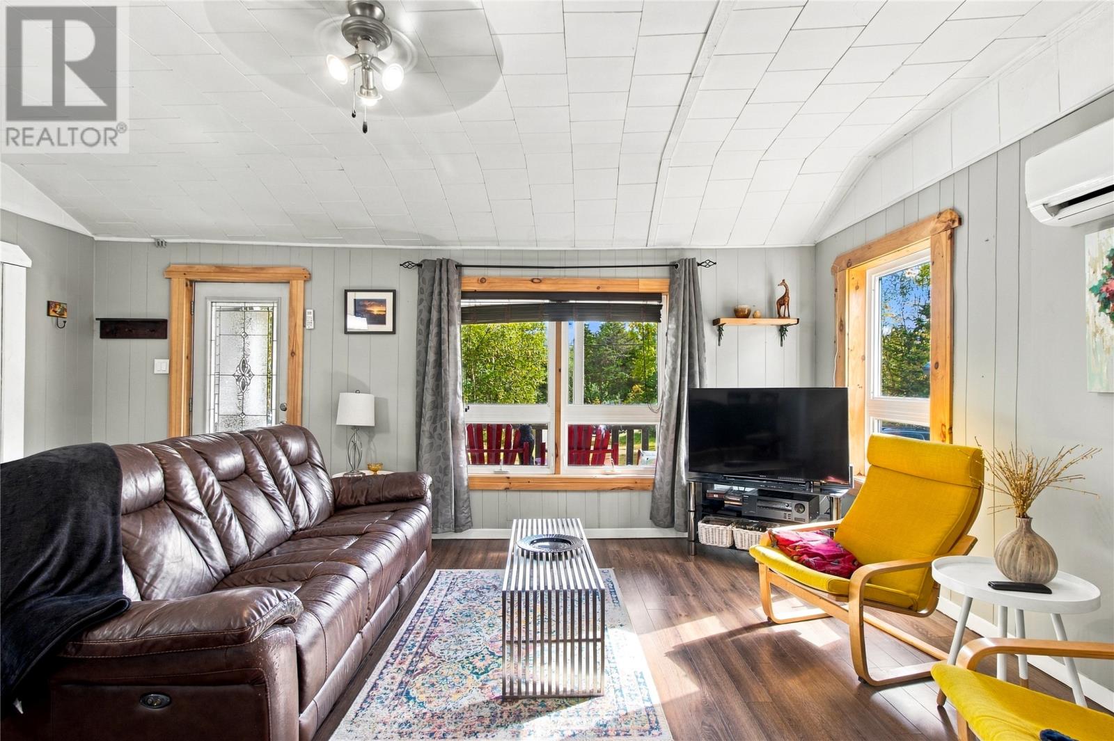 542 Beachycove Road, Tors Cove — photo 9