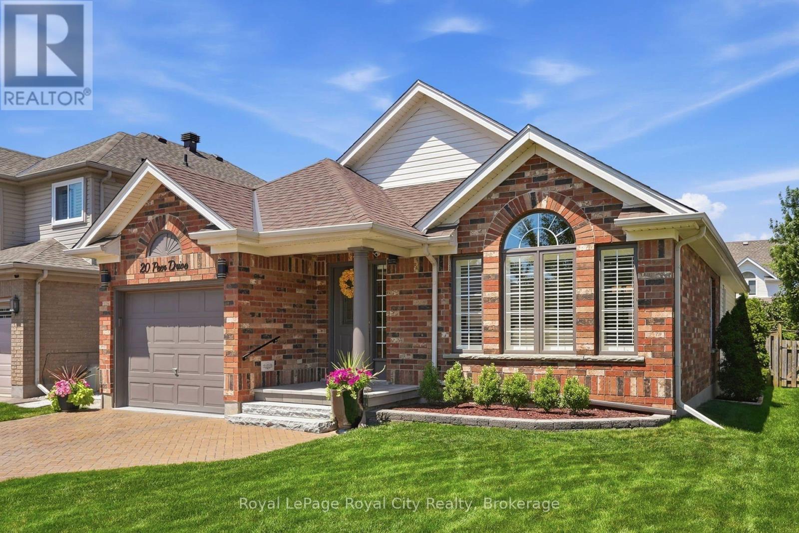 20 Peer Drive, Guelph, Ontario  N1C 1H1 - Photo 4 - X14012098