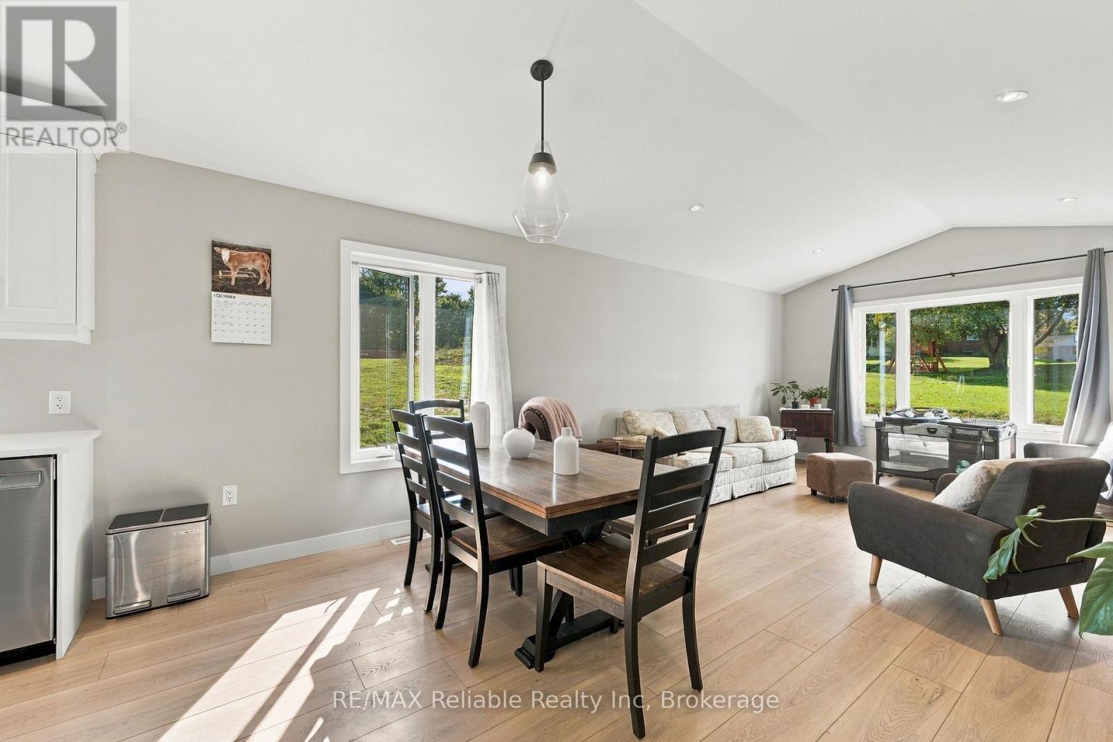 236 Beech Street, Central Huron, Ontario N0M 1L0 - Photo 15 - X14013094