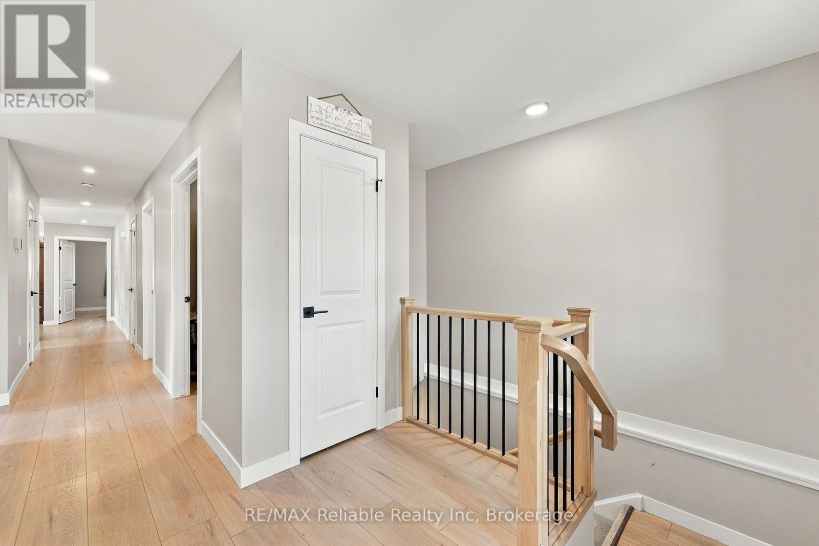 236 Beech Street, Central Huron, Ontario N0M 1L0 - Photo 5 - X14013094