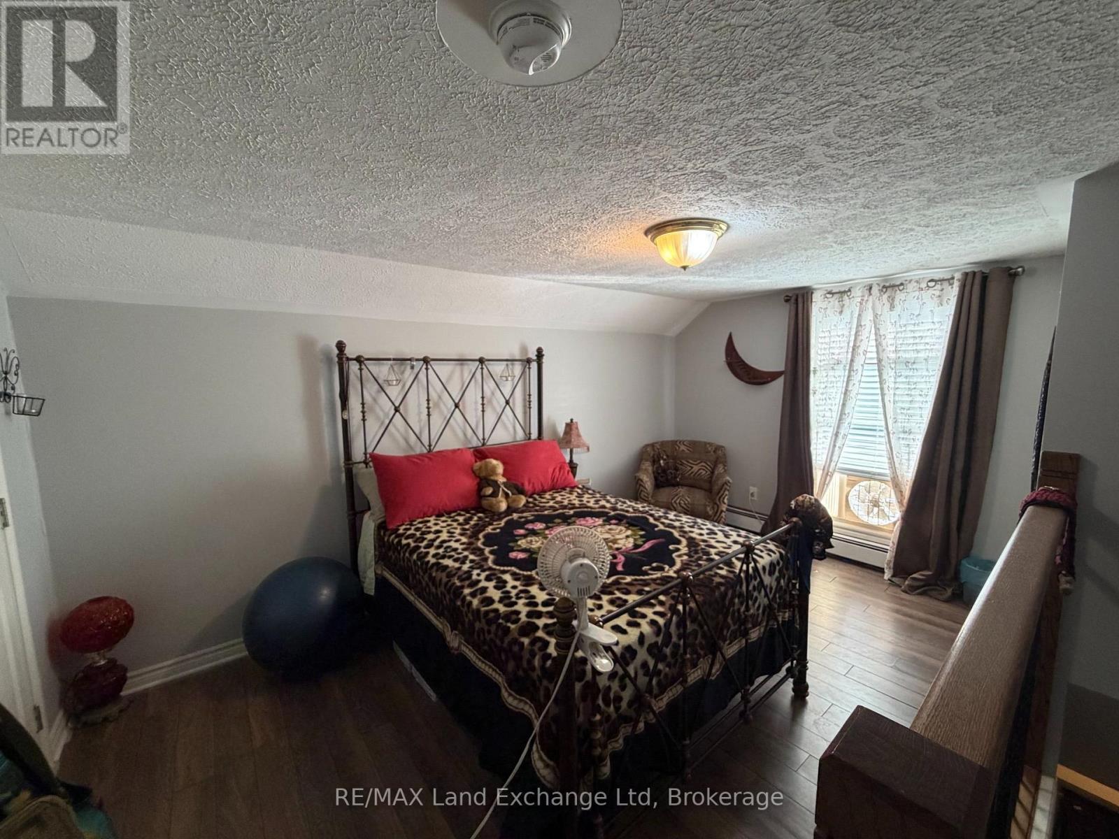 276 Centre Street, North Huron (Wingham), Ontario  N0G 2W0 - Photo 9 - X14013806