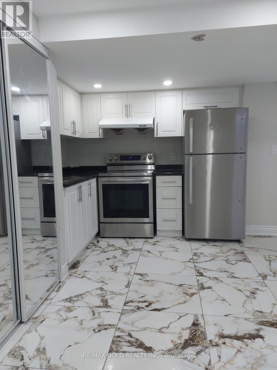 36 Cyclone Trail, Brampton, Ontario  L7A 5E7 - Photo 6 - W14006636