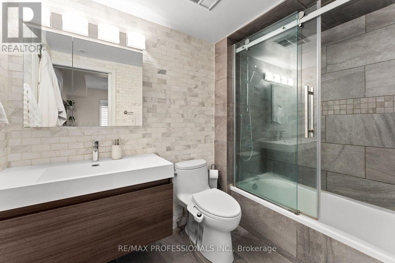 439 - 34 Western Battery Road, Toronto, Ontario  M6K 3N9 - Photo 12 - C14011334