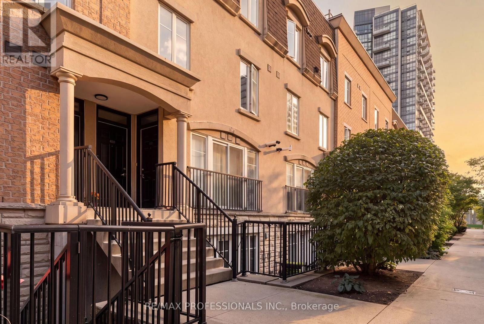 439 - 34 Western Battery Road, Toronto, Ontario  M6K 3N9 - Photo 2 - C14011334