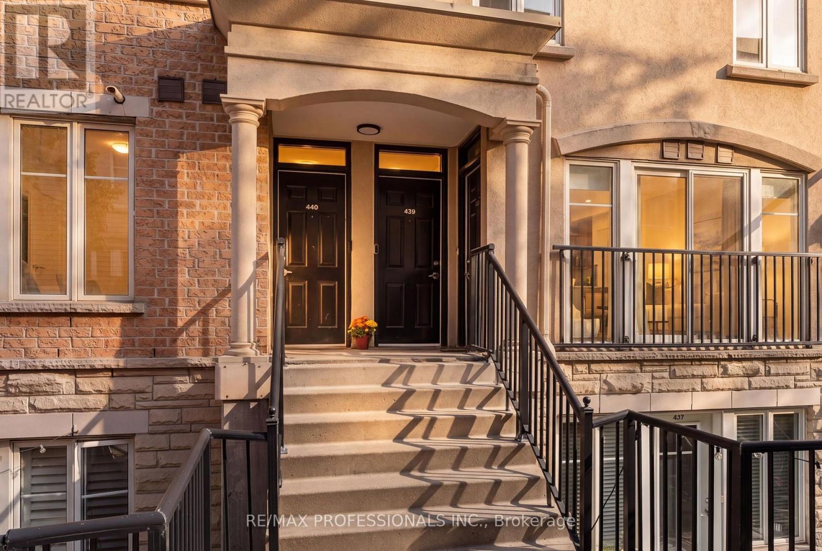 439 - 34 Western Battery Road, Toronto, Ontario  M6K 3N9 - Photo 3 - C14011334