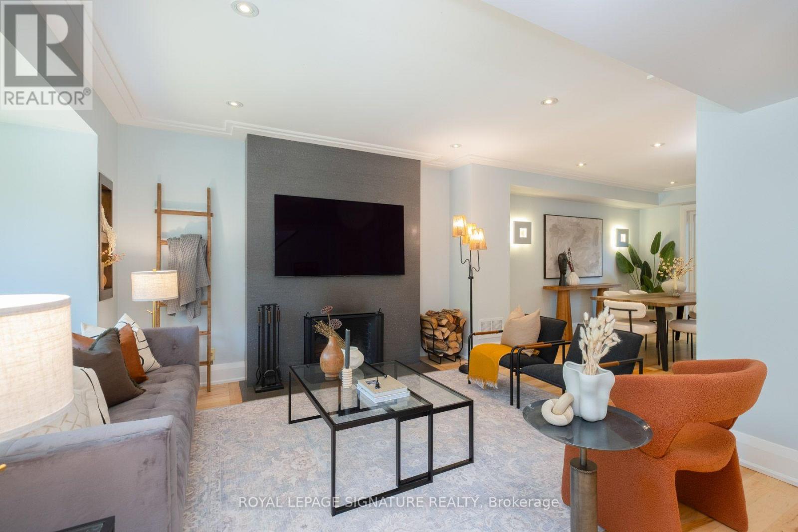 35 Bessborough Drive, Toronto, Ontario  M4G 3H6 - Photo 3 - C14011372