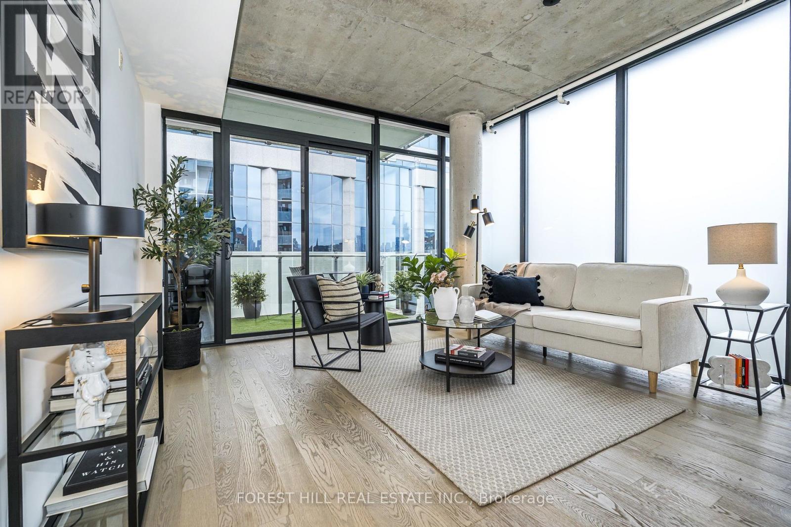 611 - 25 STAFFORD STREET, Toronto, Ontario