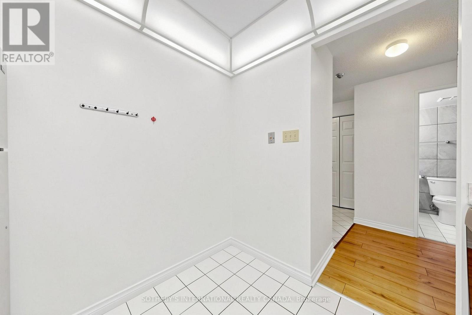 502 - 736 Bay Street, Toronto, Ontario  M5G 2M4 - Photo 10 - C14012432