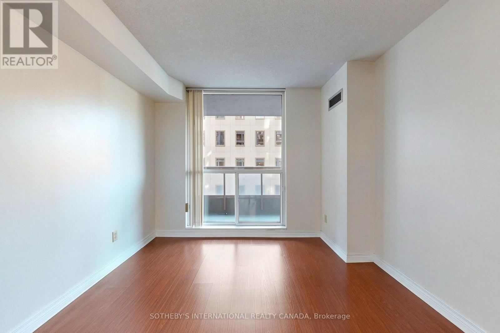 502 - 736 Bay Street, Toronto, Ontario  M5G 2M4 - Photo 14 - C14012432