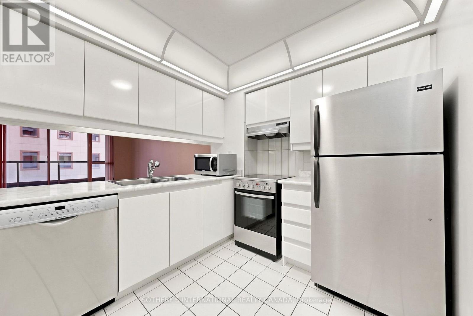 502 - 736 Bay Street, Toronto, Ontario  M5G 2M4 - Photo 8 - C14012432