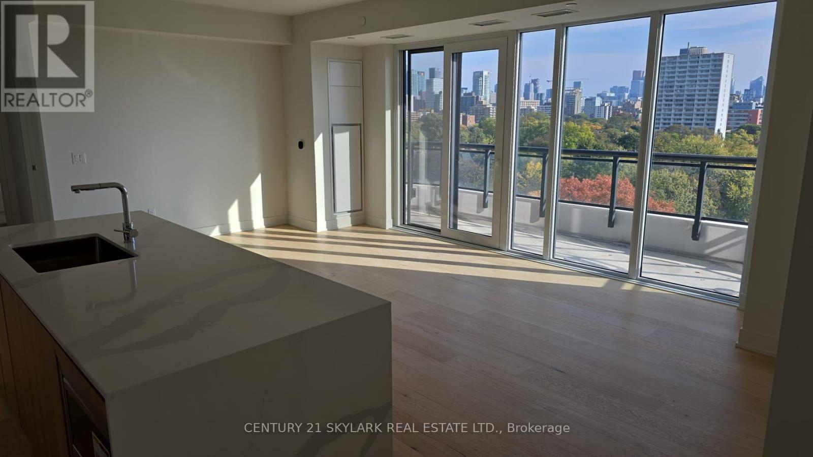 902 - 322 Dupont Street, Toronto, Ontario  M5R 0E3 - Photo 2 - C14012460