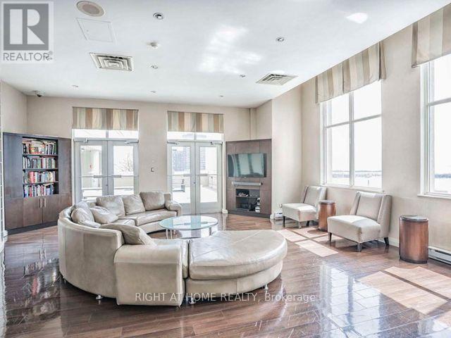 2522 - 25 The Esplanade, Toronto, Ontario  M5E 1W5 - Photo 15 - C14013772