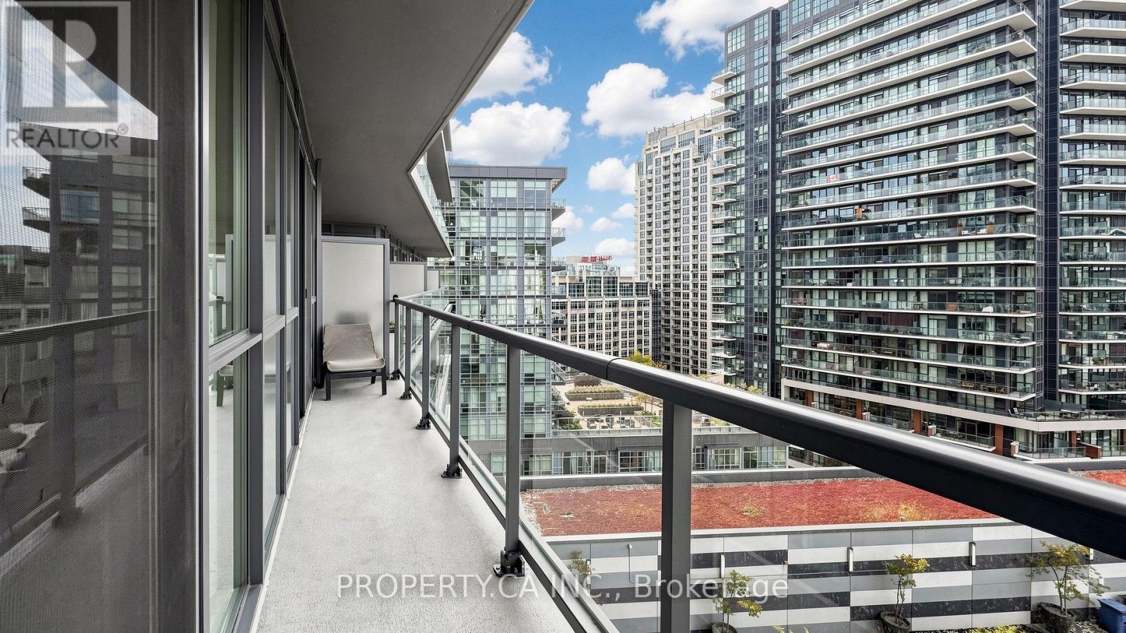 1202 - 20 Bruyeres Mews, Toronto, Ontario  M5V 0G8 - Photo 17 - C14013812