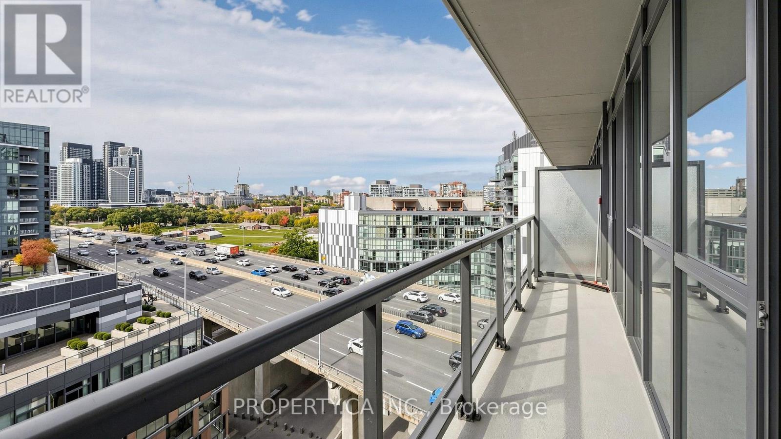 1202 - 20 Bruyeres Mews, Toronto, Ontario  M5V 0G8 - Photo 18 - C14013812