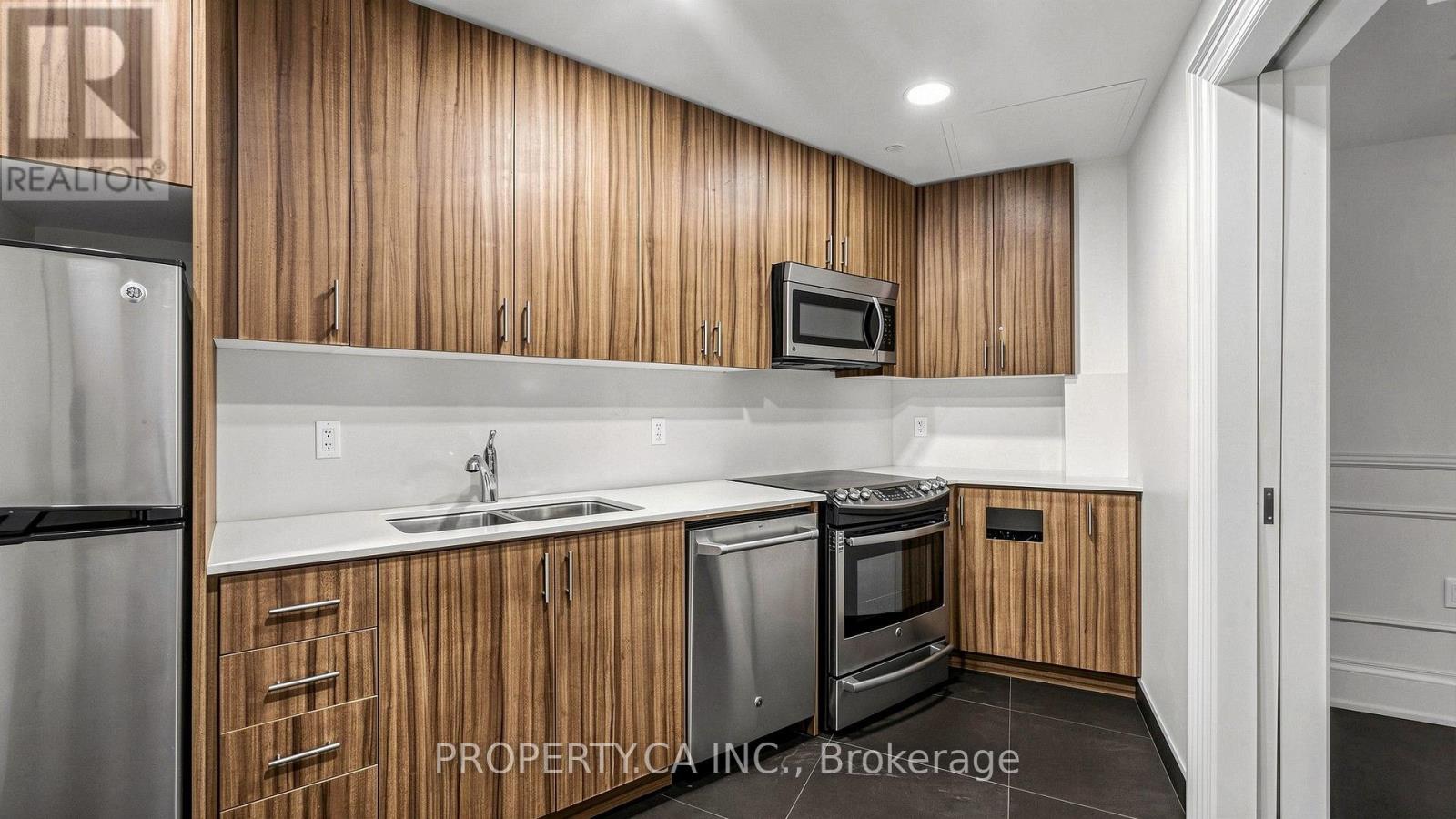 1202 - 20 Bruyeres Mews, Toronto, Ontario  M5V 0G8 - Photo 31 - C14013812