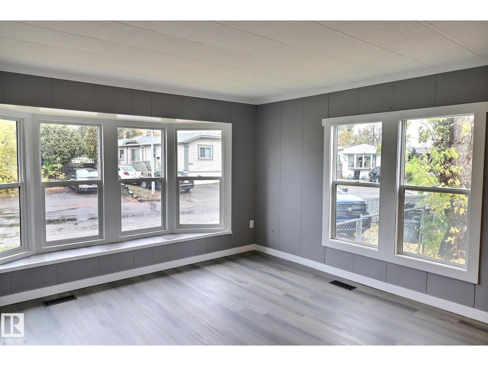542 EVERGREEN PA NW