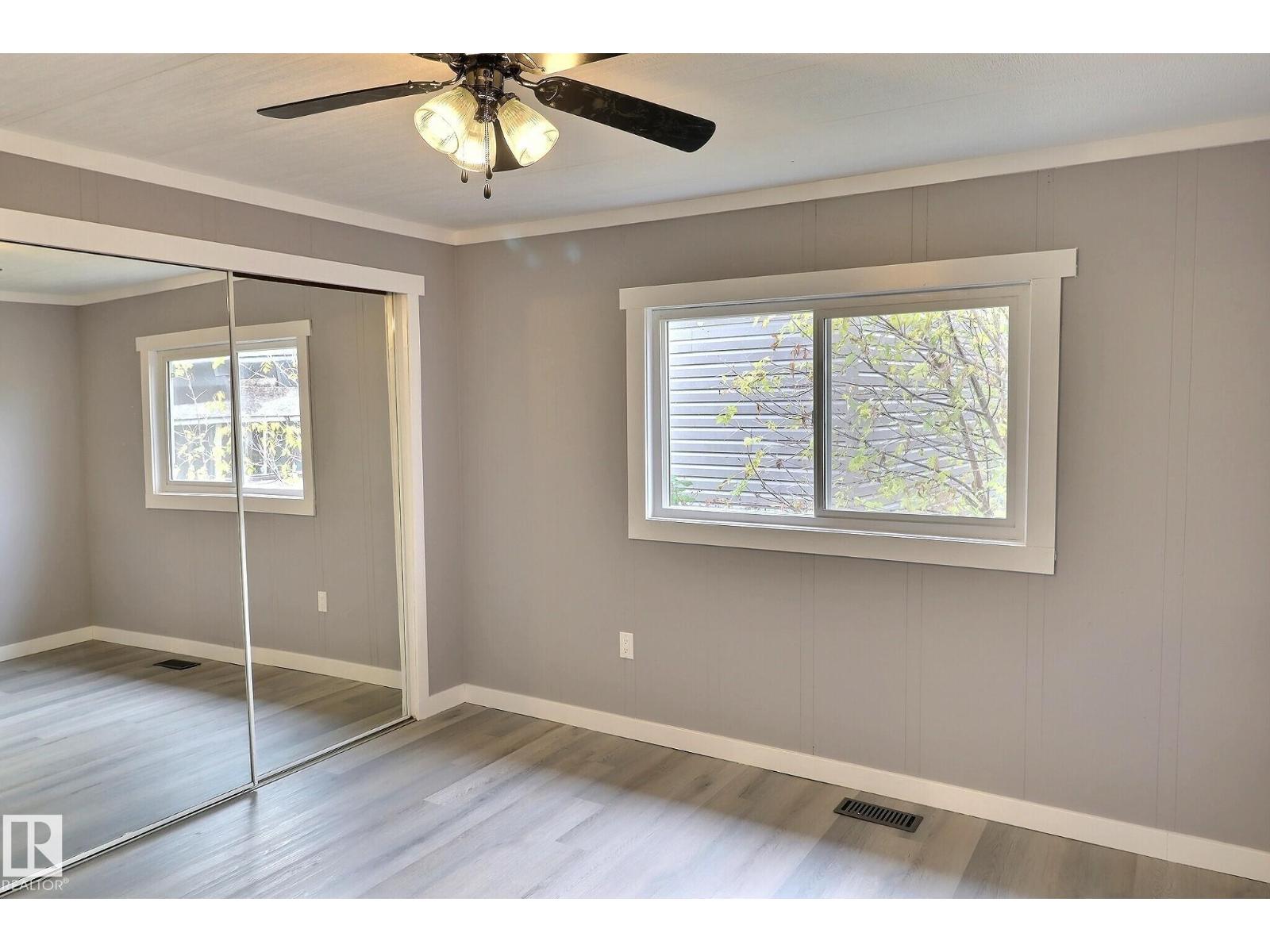 542 EVERGREEN PA NW
