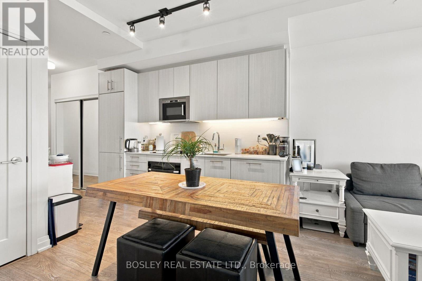 502 - 286 Main Street, Toronto, Ontario  M4C 0B3 - Photo 14 - E14009684