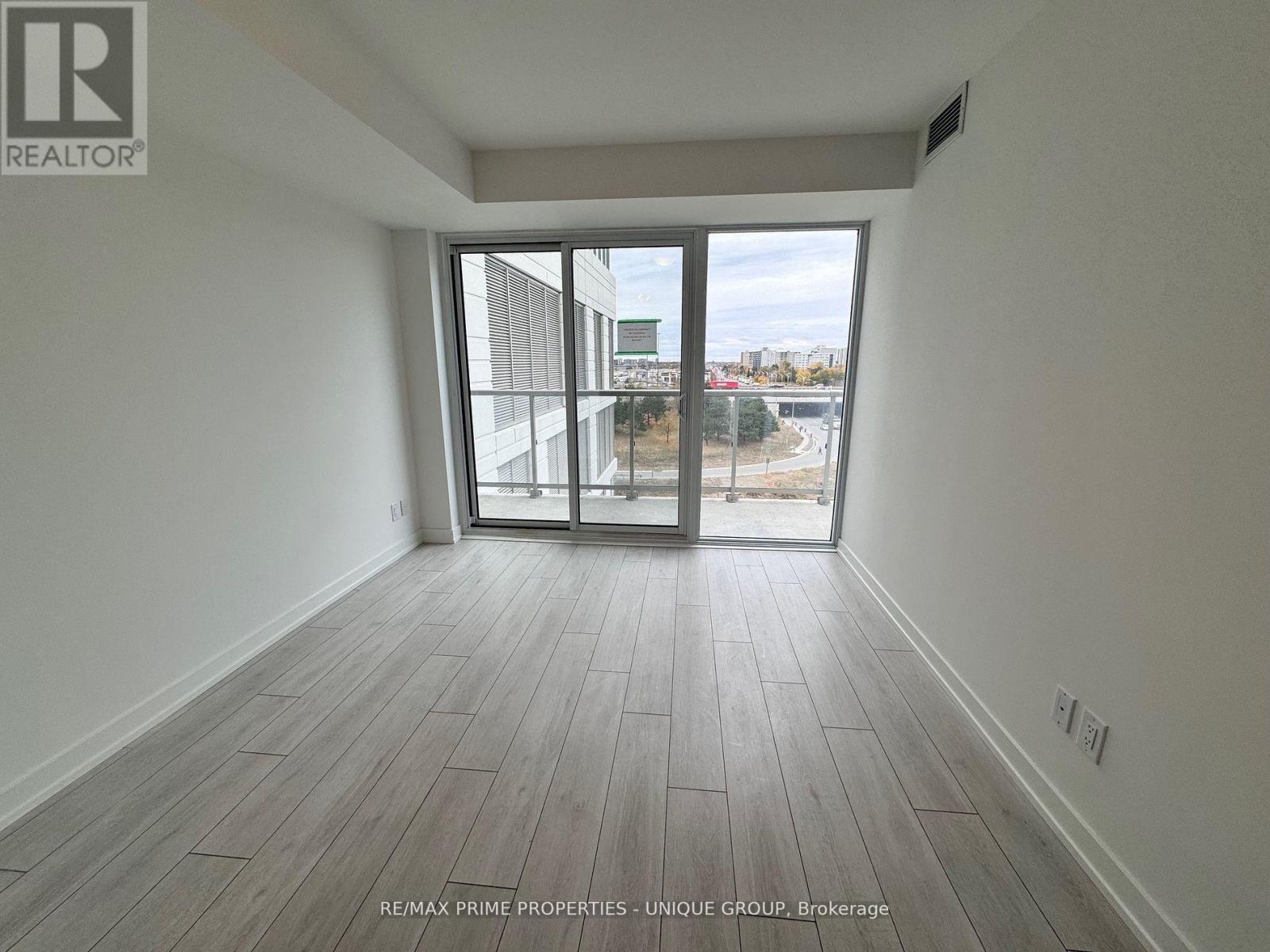 701 - 2033 Kennedy Road, Toronto, Ontario  M1T 0V9 - Photo 5 - E14009856