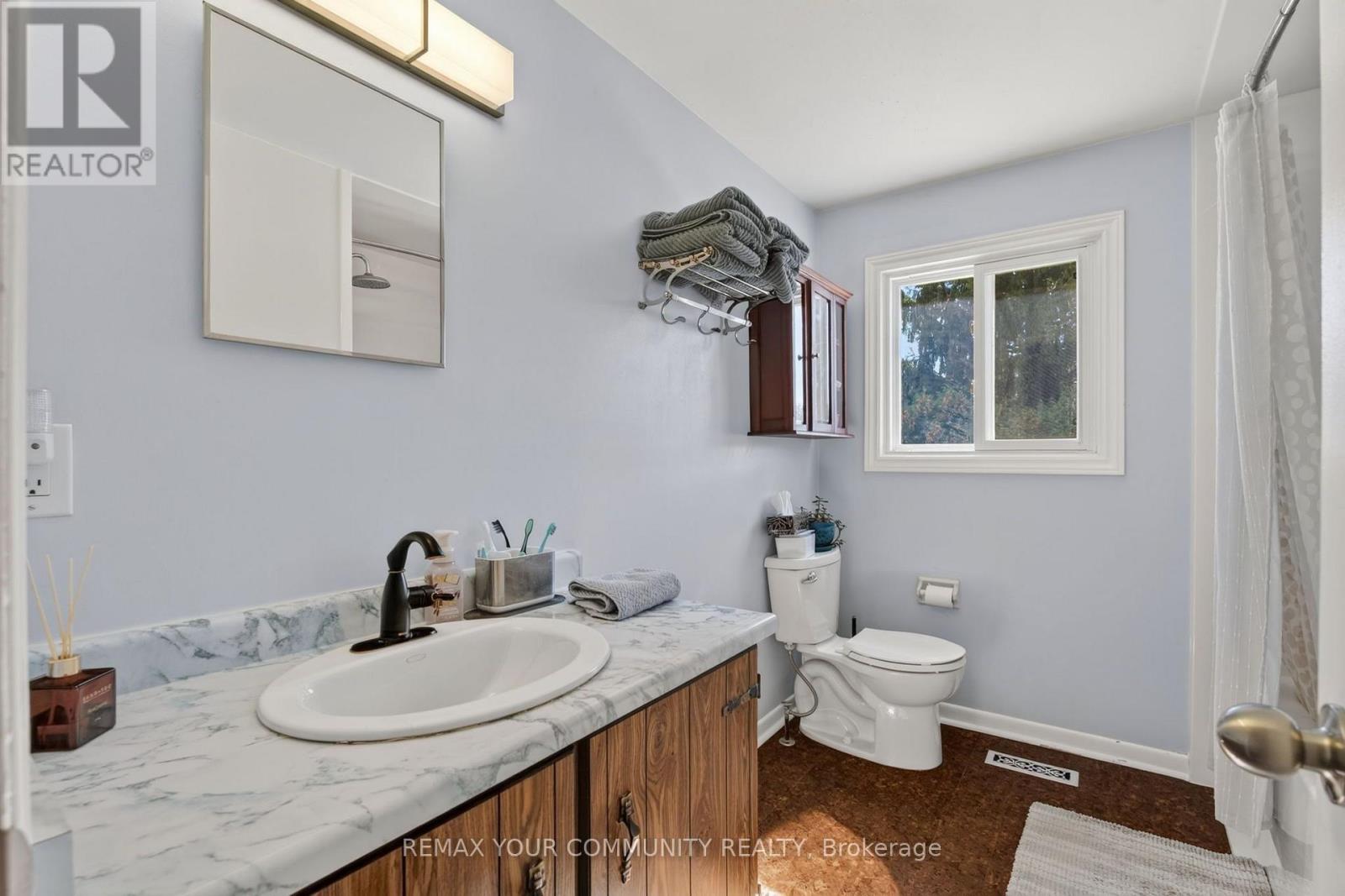 6 Standbridge Court, Toronto, Ontario  M1B 2S5 - Photo 9 - E14011720