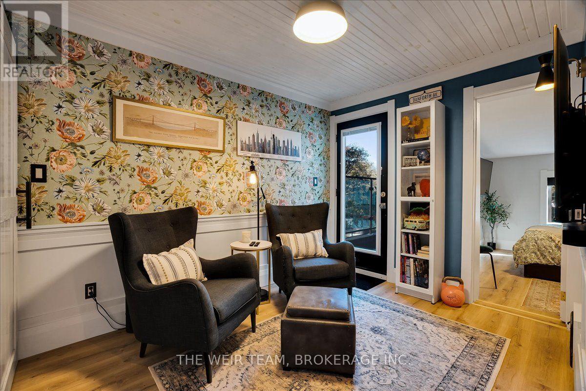 13 Amroth Avenue, Toronto, Ontario  M4C 4H3 - Photo 13 - E14012160