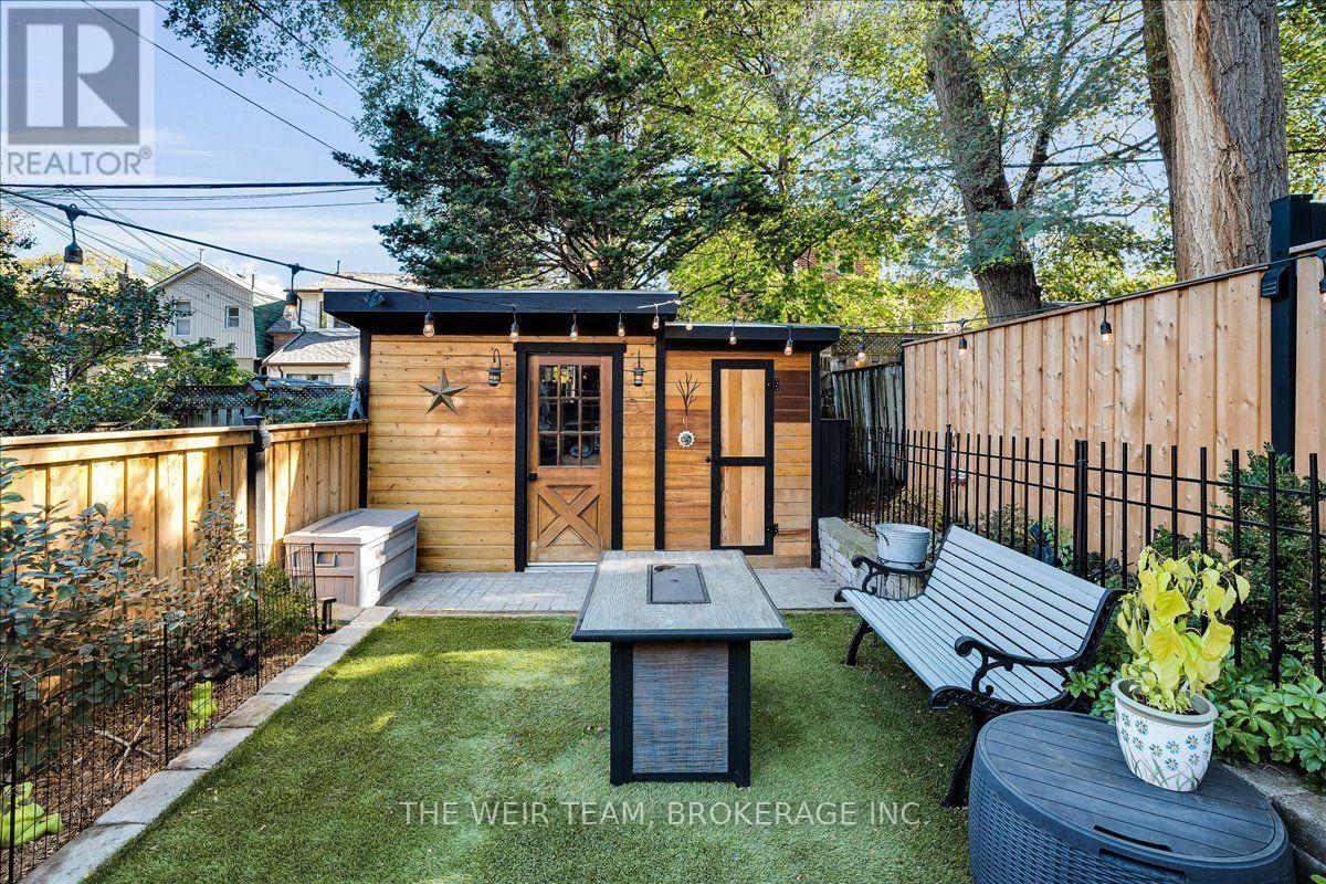 13 Amroth Avenue, Toronto, Ontario  M4C 4H3 - Photo 27 - E14012160