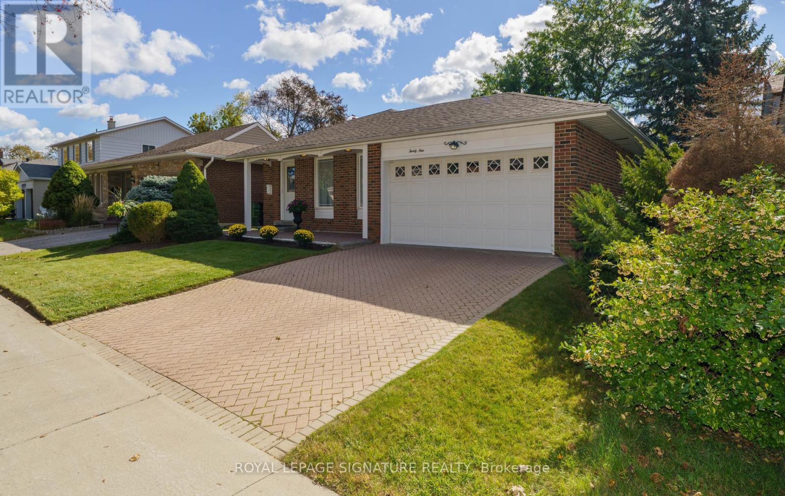 29 Fluellen Drive, Toronto, Ontario  M1W 2B2 - Photo 3 - E14012170