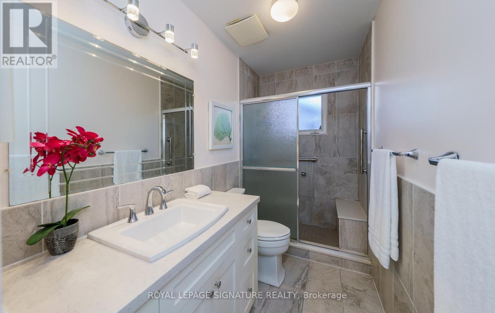 29 Fluellen Drive, Toronto, Ontario  M1W 2B2 - Photo 35 - E14012170