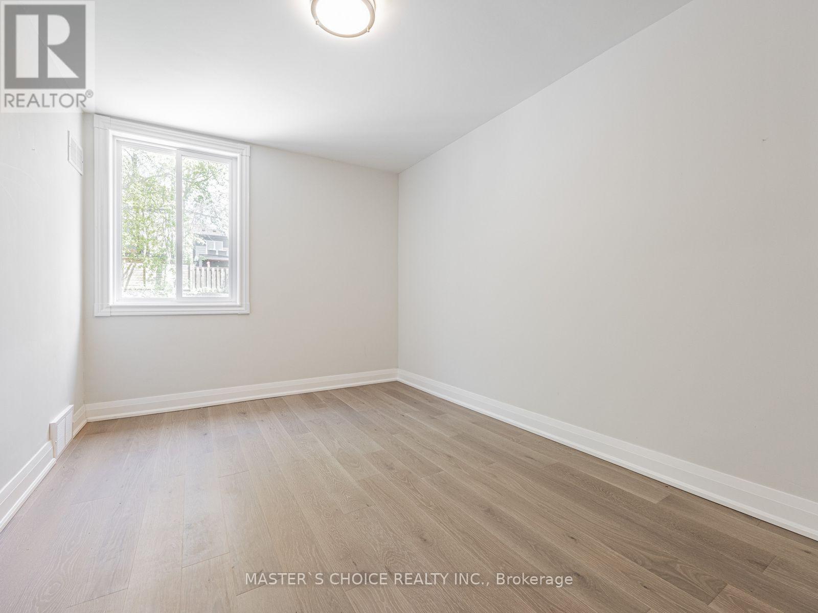 127 Highfield Road, Toronto, Ontario  M4L 2T9 - Photo 31 - E14013736