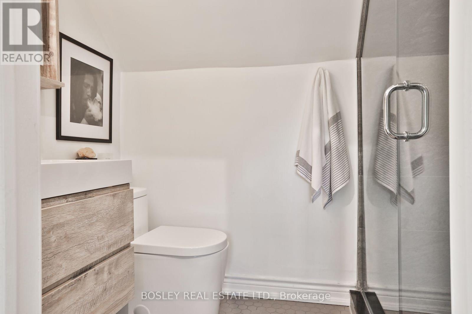 307 Bain Avenue, Toronto, Ontario  M4J 1B9 - Photo 35 - E14013980