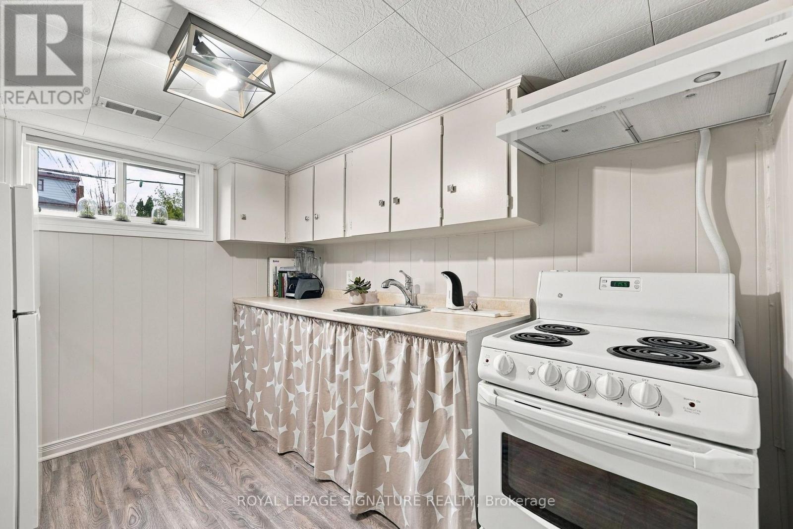 95 Laurel Avenue, Toronto, Ontario  M1K 3J8 - Photo 17 - E14014106