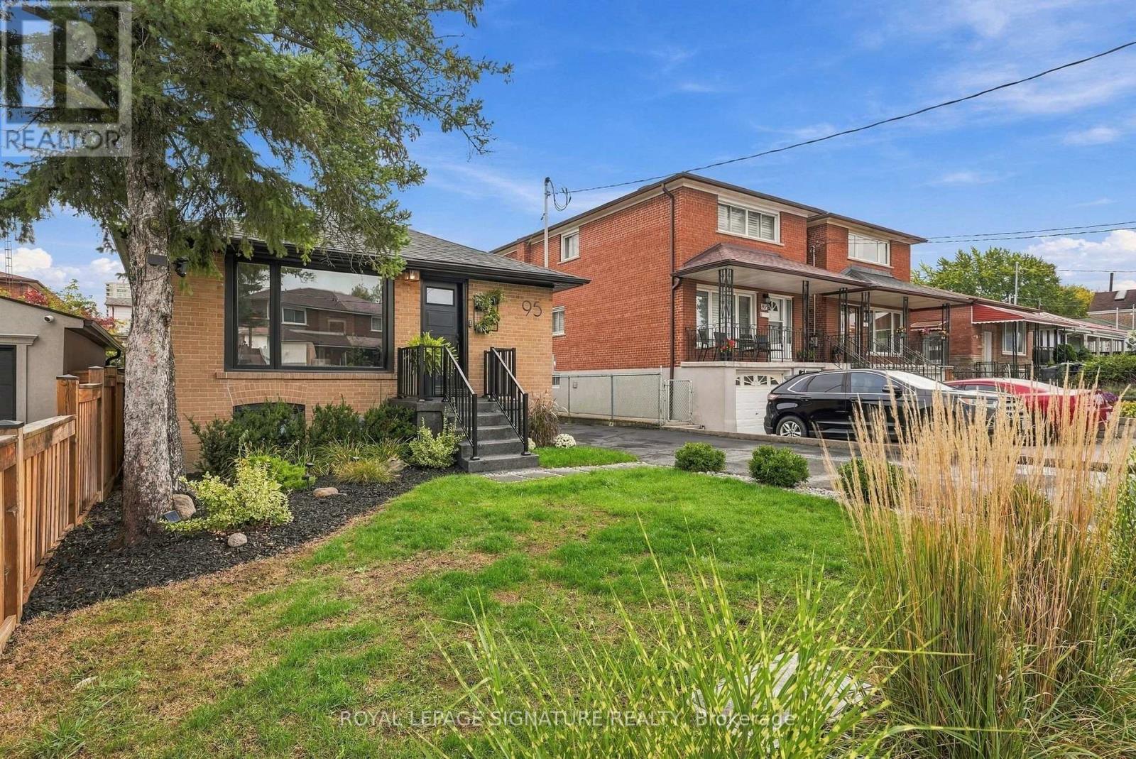 95 Laurel Avenue, Toronto, Ontario  M1K 3J8 - Photo 4 - E14014106