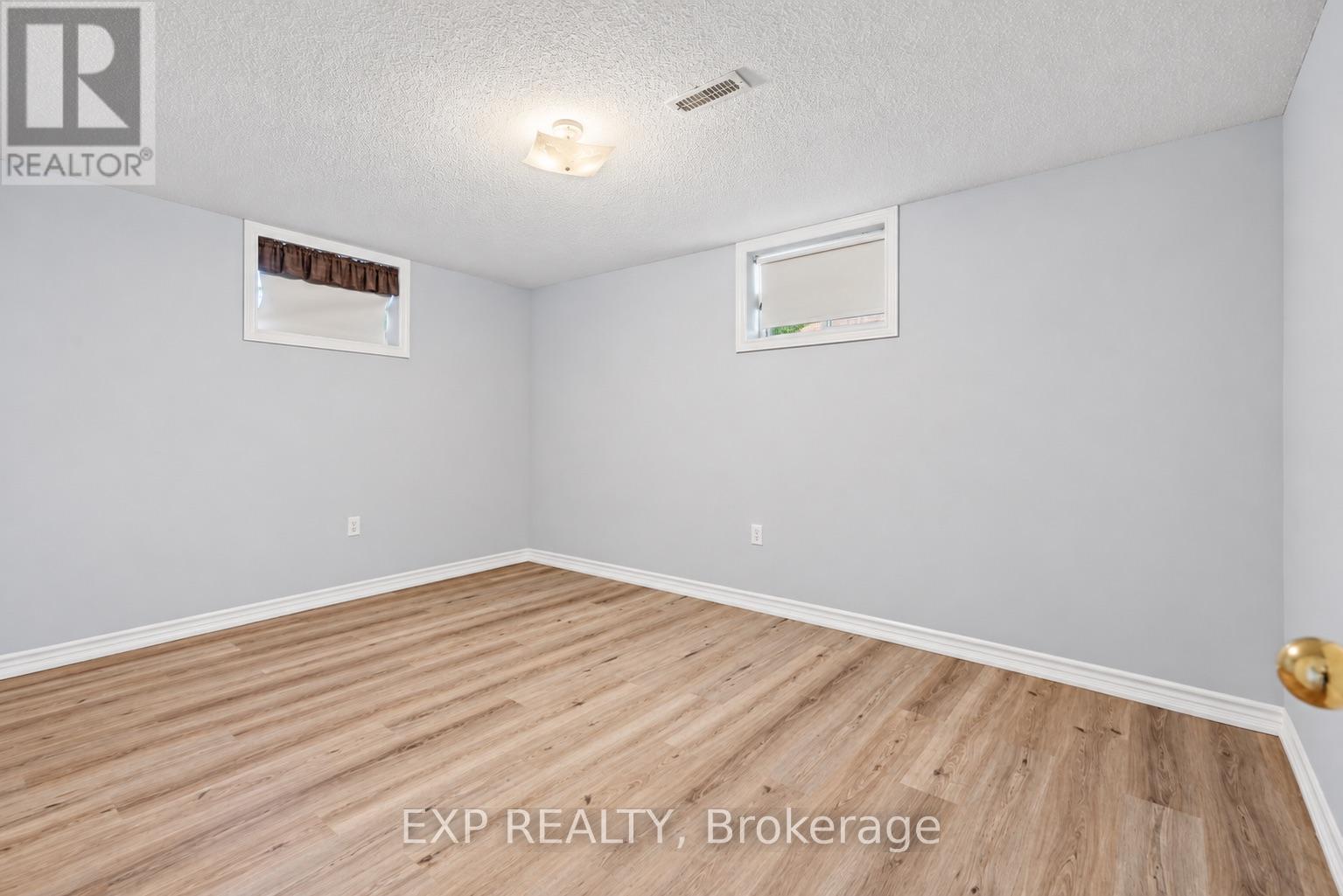 2434 Ralph Street, Innisfil, Ontario  L9S 2G4 - Photo 18 - N14009706