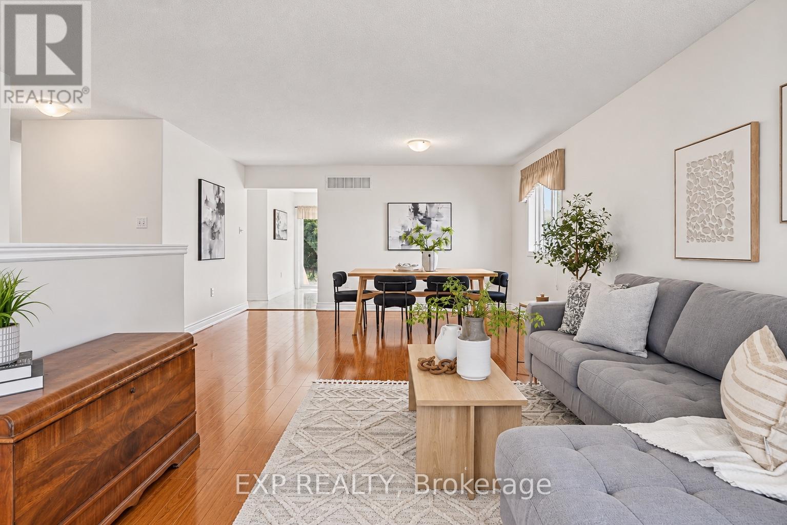 2434 Ralph Street, Innisfil, Ontario  L9S 2G4 - Photo 5 - N14009706