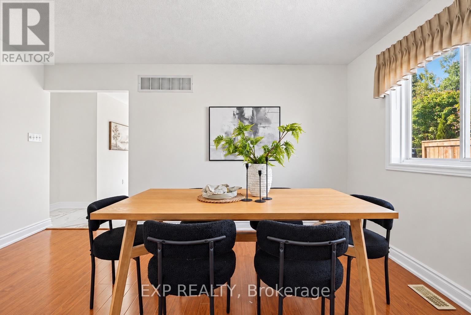 2434 Ralph Street, Innisfil, Ontario  L9S 2G4 - Photo 7 - N14009706