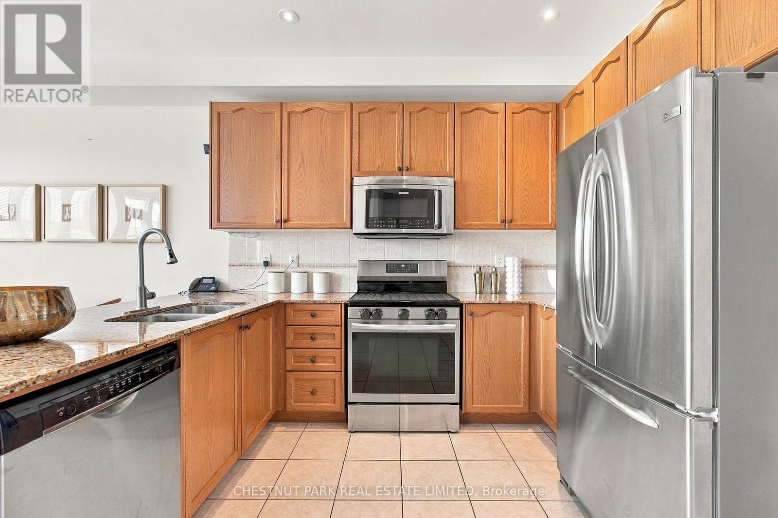 57 James Joyce Drive, Markham (Victoria Manor-Jennings Gate), Ontario  L6C 0L7 - Photo 11 - N14013154