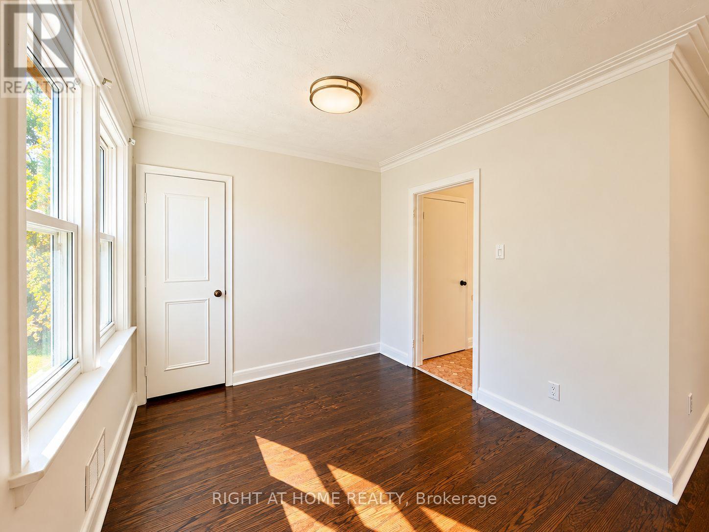 Main Floor - 72 Monkswood Crescent, Newmarket, Ontario  L3Y 2K1 - Photo 17 - N14013862