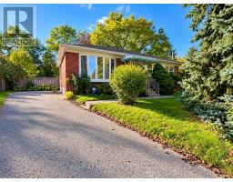 MAIN FLOOR - 72 MONKSWOOD CRESCENT, Newmarket, Ontario