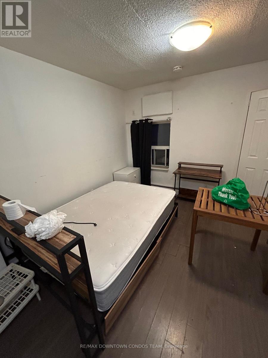 203 - 5 Thornburn Avenue, Toronto, Ontario  M6K 1C4 - Photo 6 - W14010042