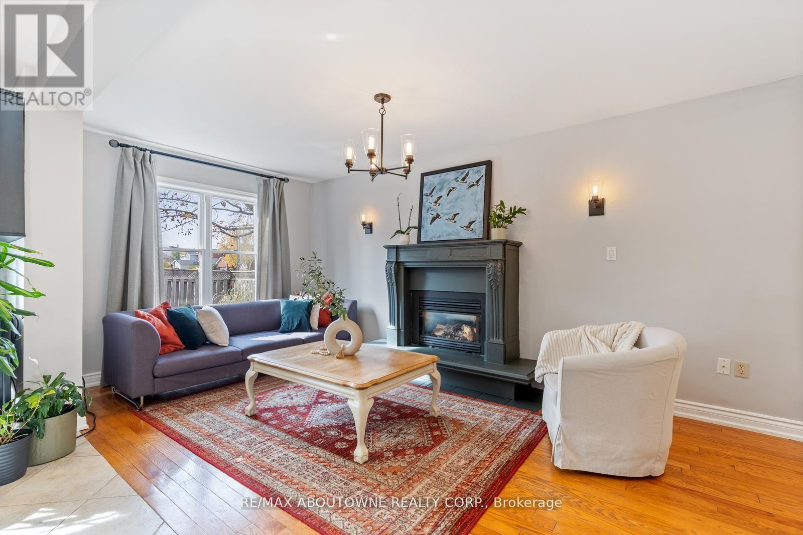 467 Hedgerow Lane, Oakville, Ontario  L6H 4V8 - Photo 8 - W14010258
